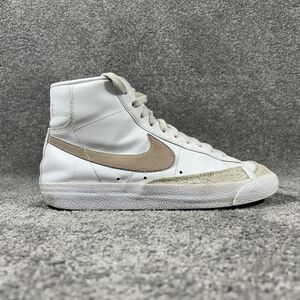 Nike Blazer Mid 77 CZ1055-118 Women’s Sz 9 White Athletic Basketball Shoes Used